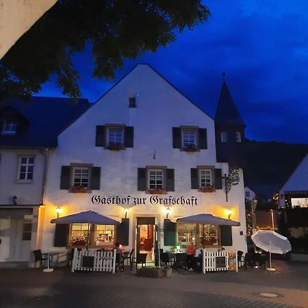 Gasthof Zur Grafschaft Veldenz Hotel Exterior photo